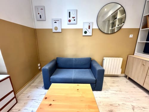 living room in Grenoble, cozy rental living space, comfortable short-term stay, furnished apartment Grenoble