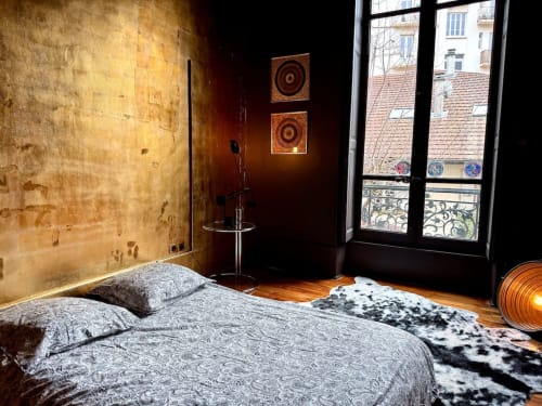 cozy bedroom rental Grenoble, comfortable short-term stay, luxury bedding, restful sleep in Grenoble