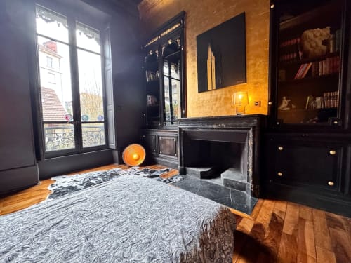 cozy bedroom rental Grenoble, comfortable short-term stay, luxury bedding, restful sleep in Grenoble