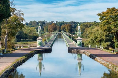 Pont-canal de Briare, une attraction près de Maison Henriette, Léré, France