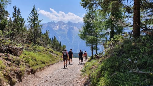 #passeggiatacoldevarda