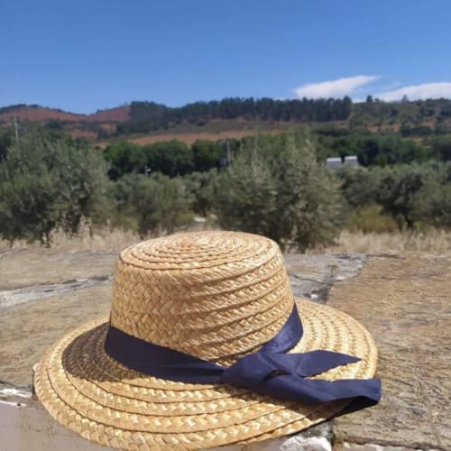 HAT Desfrute do Ar Livre – Um Espaço Relaxante para Sol e Ar Fresco