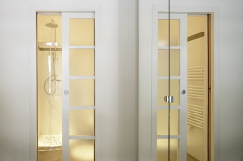 Outside view of the bathroom | Our Rooms and Apartments – Comfort and Elegance in the Heart of Chamonix