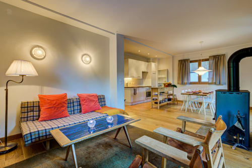 Living area, dining area and kitchen | Our Rooms and Apartments – Comfort and Elegance in the Heart of Chamonix
