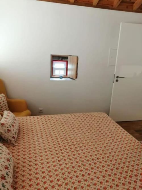 Spacious bed | Relax and Unwind in Ti Chôa - Casa da Mata