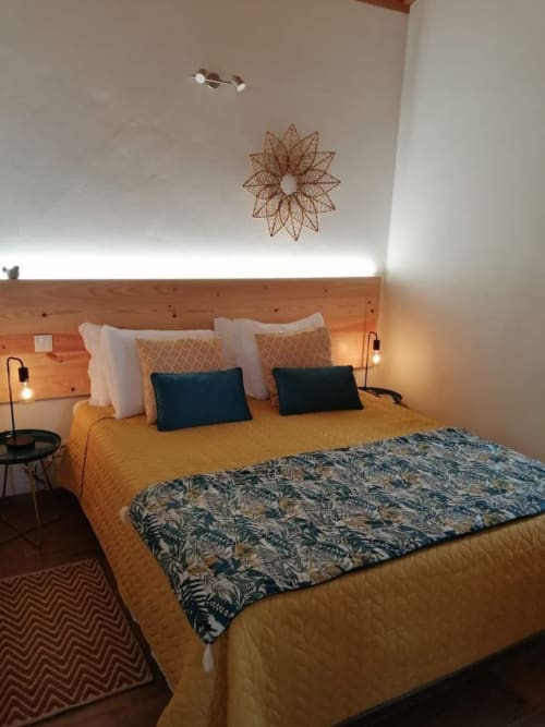 Comfortable bed | Delight in the Charm of Ti Chôa - Casa do Biscoitinho