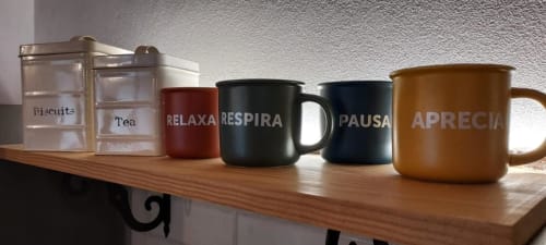 Cups, tea and biscuit container | Embrace Comfort and Style at Ti Chôa - Casa da Praça

