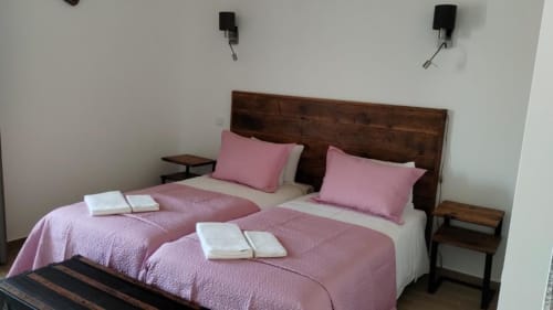 Room with two beds | Large Double or Twin Room with Countryside Charm in Óbidos