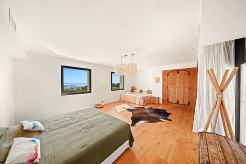 Villa Toscanella- Bandol-luxury--sea view-swimingpool-holiday rentals-seasonal rental-8 people- secured residence-jc conciergerie-double room