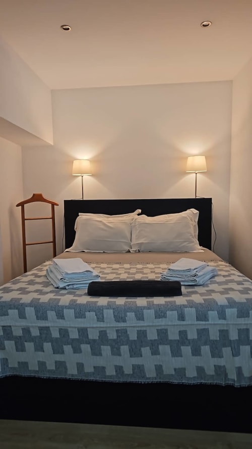 Comfortable bed | Modern Comfort in the Bustling City Center