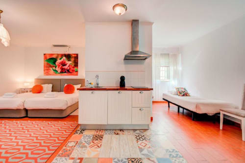 Peaceful Lakeview Bedrooms – Sleep in Serenity at Chalet do Lago
