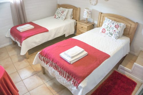 Comfortable twin bed | Casa da Pedrosa: Your Ideal Retreat in Ponte de Lima, Portugal