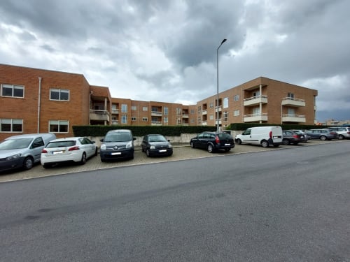 Outside view of the apartment and parking space | Silver Waves – Seaside Luxury Retreat in Portugal