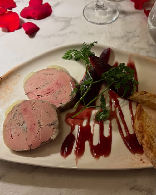 Fancy food | Le Saint Laurans – Your Boutique Escape at 2 Rue des Nobles, Aurignac, France