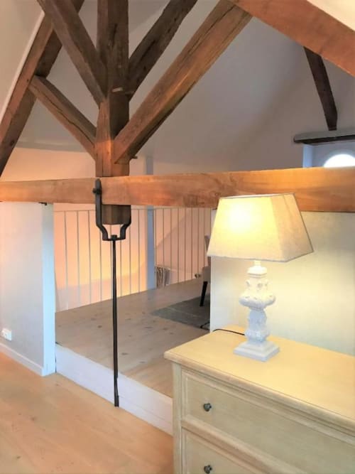 Lamp and space area | Spacious and Elegant – The Family Loft Suite Awaits You