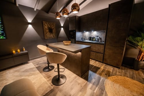 Suite prestige meublée  Toulouse centre  cuisine  terrasse  jacuzzi  luxe