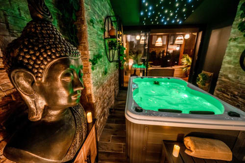 suite prestige love room luxe jacuzzi roof top toulouse centre