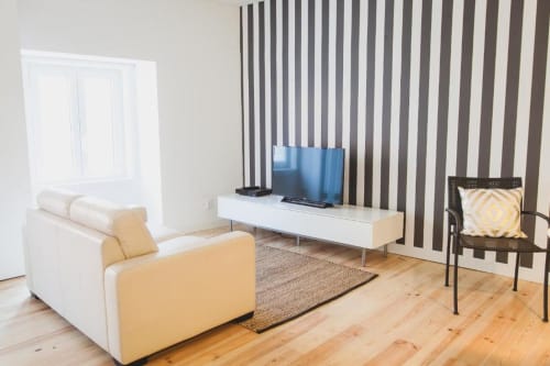 Living area | Relax and Unwind at Loving Chiado 2 – Your Perfect Lisbon Stay