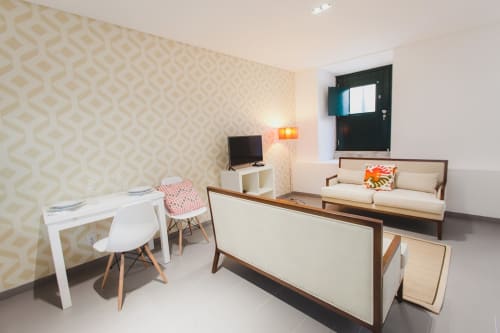 Living area | Enjoy Luxury and Comfort at Loving Chiado 6, Lisbon