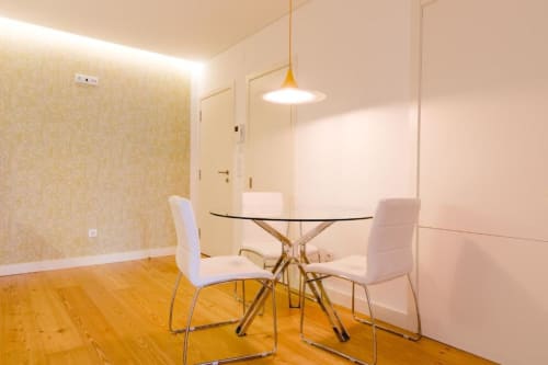 Dining table | Bedroom | Discover Loving Chiado 7 – A Modern Retreat in Lisbon