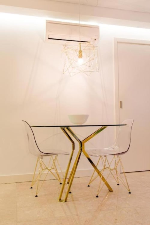 Dining table | Loving Chiado 9 – A Perfect Blend of Comfort and Elegance in Lisbon