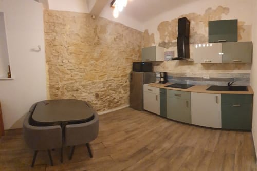 Kitchen | Relax in La Sardine: A Cozy Retreat in Marseille