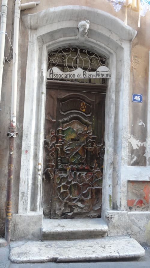 Door | Relax in La Sardine: A Cozy Retreat in Marseille