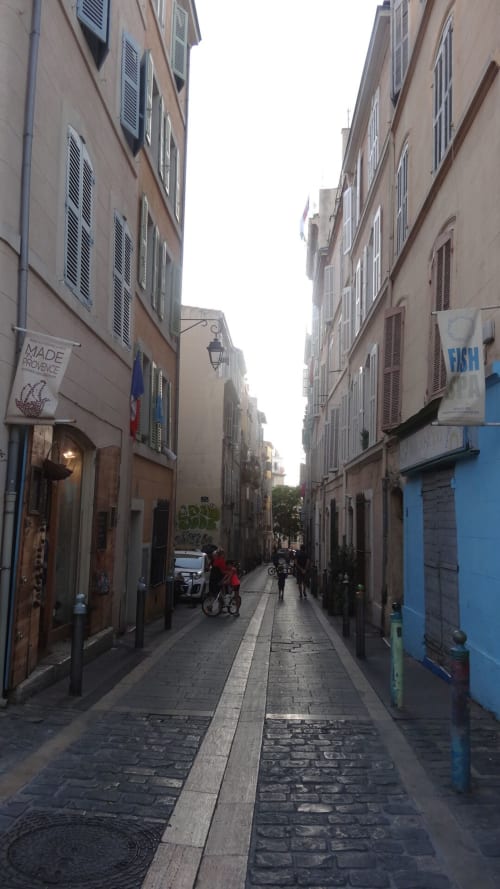 Street | Relax in La Sardine: A Cozy Retreat in Marseille