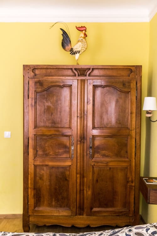 Big cabinet | Experience Comfort and Charm at La Piboule Marseille