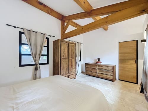 Comfortable bedroom | Welcome to Villa Sienna: Your Luxurious Getaway in Provence