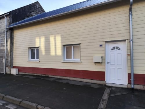 Outside view of the cottage | Gîte Les Marettes – A Tranquil Countryside Retreat in Beaudéduit, Oise