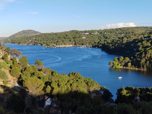 Vista desde Mirador al pantano de San Juan la casita de Noe