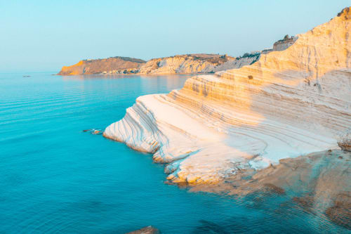Agrigento, Sicilia, Sicily, Valle dei Templi, Valley of the Temples, Scala dei Turchi, piscina, swimming pool, spiagge Sicilia, Sicilian beaches, Mediterraneo, Mediterranean Sea, centro storico Agrigento, Agrigento old town, vacanze Sicilia, Sicily holidays, turismo culturale, cultural tourism, turismo balneare, seaside holidays, bed and breakfast Agrigento, B&B Sicily, guesthouse Agrigento, hotel boutique Sicily, soggiorno romantico, romantic getaway Sicily, family friendly, adatto famiglie, camere climatizzate, air conditioned rooms, bagno privato, private bathroom, doccia moderna, modern shower, TV flat screen, free WiFi, WiFi gratuito, terrazza, terrace, giardino, garden, vista mare, sea view, parcheggio gratuito, free parking, colazione inclusa, breakfast included, prodotti locali, local products, relax Sicilia, relax Sicily, fuga romantica, couple stay, esperienza autentica, authentic experience, eco friendly, sostenibile, ospitalità siciliana, Sicilian hospitality, prenotazione diretta, book direct, miglior prezzo, best price, camere matrimoniali, double rooms, camere triple, triple rooms, comfort moderno, modern comfort, arredamento elegante, elegant design, vicino mare, near the sea, vicino centro storico, near old town, archeologia Sicilia, archaeology Sicily, cultura siciliana, Sicilian culture, tramonti Mediterraneo, Mediterranean sunsets, escursioni Sicilia, Sicily excursions, tour Valle dei Templi, tour Scala dei Turchi, scopri Sicilia, discover Sicily, vacanze ad Agrigento, holidays in Agrigento, soggiorno indimenticabile, unforgettable stay.

Modifica testo alternativo

