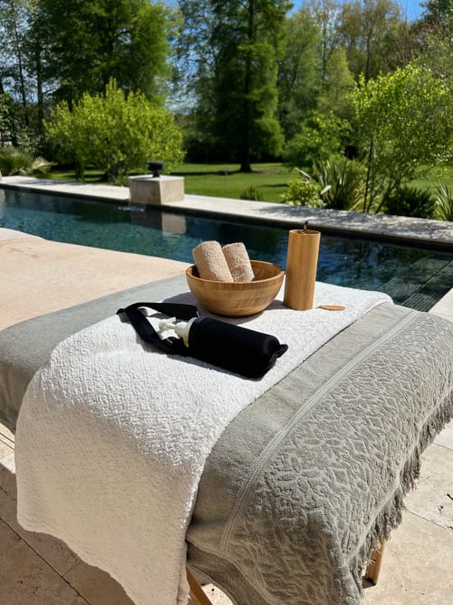 Massage piscine jacuzzi