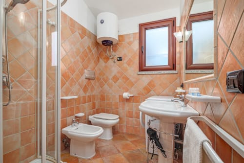 Bagno vista finestra
