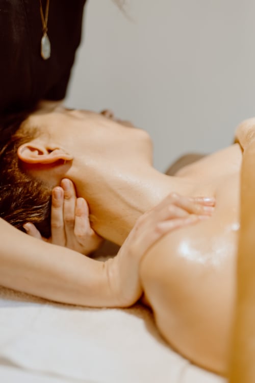 France puy de dôme auvergne Clermont Ferrand Issoire Sancy Super Besse chambres d'hôtes cocooning tranquillité calme confort séjour bien être relaxation weekend romantique détente relaxation massage du dos confort activité bien être shiatsu énergétique 