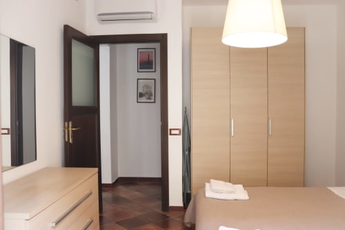 relax in centro, Palermo city break, prenota ora, vicino al Teatro Massimo, comfort moderno, book your stay, eleganza siciliana, discover Palermo, colazione in terrazza, central location, camere spaziose, free Wi-Fi, live like a local, shopping a due passi, explore Sicily, soggiorno romantico, boutique vibes, arte e cultura, enjoy your trip, vicino ai monumenti, prenotazione facile, family friendly, relax e cultura, Palermo experience, quick booking, atmosfera unica, explore il centro storico, walking distance, vacanza sicura, hidden gem in Palermo, weekend perfetto, vivi la città, comfort assicurato, check availability now, cultura e relax, soggiorno in Sicilia, book direct, atmosfera accogliente, turismo culturale, vicino a tutto, prenota il tuo soggiorno