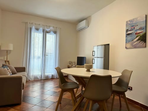 relax in centro, Palermo city break, prenota ora, vicino al Teatro Massimo, comfort moderno, book your stay, eleganza siciliana, discover Palermo, colazione in terrazza, central location, camere spaziose, free Wi-Fi, live like a local, shopping a due passi, explore Sicily, soggiorno romantico, boutique vibes, arte e cultura, enjoy your trip, vicino ai monumenti, prenotazione facile, family friendly, relax e cultura, Palermo experience, quick booking, atmosfera unica, explore il centro storico, walking distance, vacanza sicura, hidden gem in Palermo, weekend perfetto, vivi la città, comfort assicurato, check availability now, cultura e relax, soggiorno in Sicilia, book direct, atmosfera accogliente, turismo culturale, vicino a tutto, prenota il tuo soggiorno