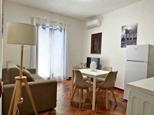 relax in centro, Palermo city break, prenota ora, vicino al Teatro Massimo, comfort moderno, book your stay, eleganza siciliana, discover Palermo, colazione in terrazza, central location, camere spaziose, free Wi-Fi, live like a local, shopping a due passi, explore Sicily, soggiorno romantico, boutique vibes, arte e cultura, enjoy your trip, vicino ai monumenti, prenotazione facile, family friendly, relax e cultura, Palermo experience, quick booking, atmosfera unica, explore il centro storico, walking distance, vacanza sicura, hidden gem in Palermo, weekend perfetto, vivi la città, comfort assicurato, check availability now, cultura e relax, soggiorno in Sicilia, book direct, atmosfera accogliente, turismo culturale, vicino a tutto, prenota il tuo soggiorno