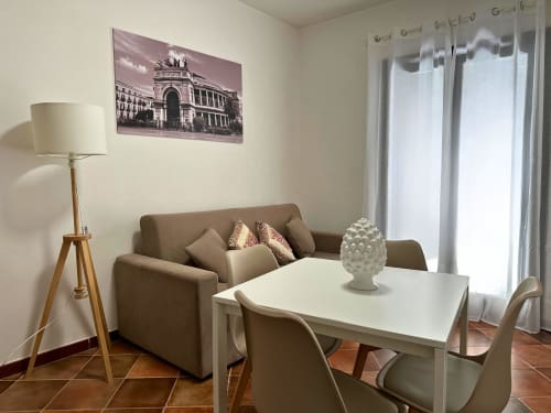 relax in centro, Palermo city break, prenota ora, vicino al Teatro Massimo, comfort moderno, book your stay, eleganza siciliana, discover Palermo, colazione in terrazza, central location, camere spaziose, free Wi-Fi, live like a local, shopping a due passi, explore Sicily, soggiorno romantico, boutique vibes, arte e cultura, enjoy your trip, vicino ai monumenti, prenotazione facile, family friendly, relax e cultura, Palermo experience, quick booking, atmosfera unica, explore il centro storico, walking distance, vacanza sicura, hidden gem in Palermo, weekend perfetto, vivi la città, comfort assicurato, check availability now, cultura e relax, soggiorno in Sicilia, book direct, atmosfera accogliente, turismo culturale, vicino a tutto, prenota il tuo soggiorno