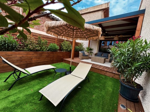 suite prestige luxe meublé jacuzzi terrasse bronzer salon