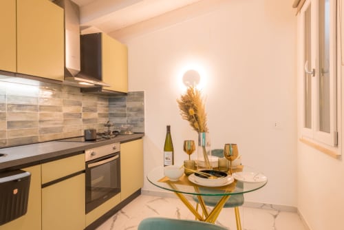 cucina accessoriata, servizio di alta qualità per cene romantiche, forno, frigo, freezer