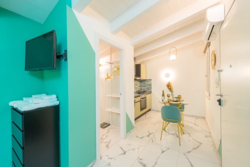 vista salone e cucina