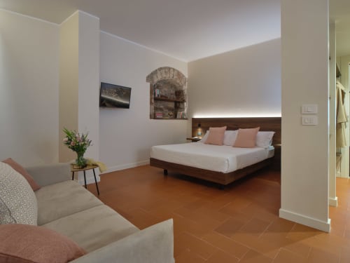 Camera Silva area notte letto nicchia e TV