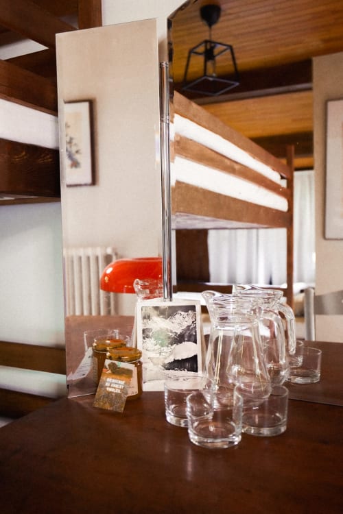 Kit de bienvenue dans la chambre et miroir vintage