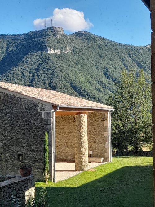 L'Amiradou BnB stone pavilion with mountain views, Félines-sur-Rimandoule, France