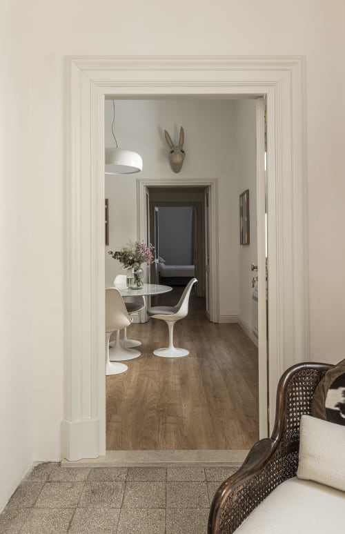 entrata suite, ingresso accogliente, accesso privato, suite spaziosa, hotel a Noto, Sicilia, accoglienza, comfort all’arrivo, area ingresso, spazio elegante