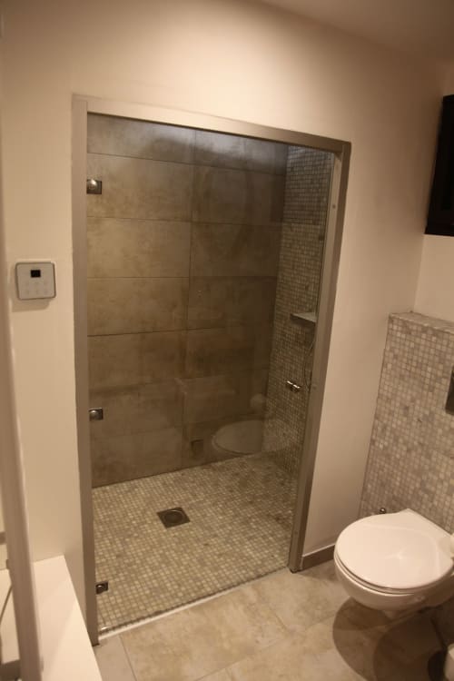 Salle de bain chambre aux Bananiers