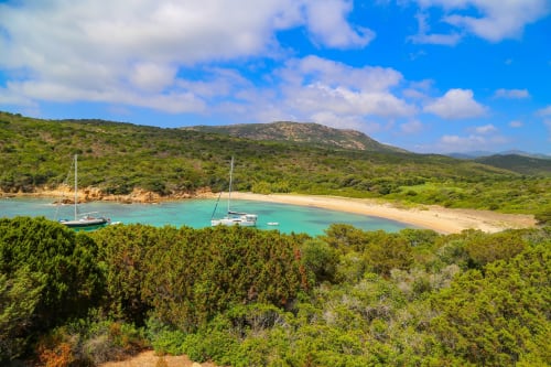 Rondinara-corse-villa-location-favone