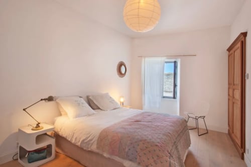 Chambre de la location villa en Corse bord de mer